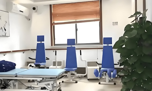 应届毕业生入户深圳中介_董璇失去的口碑，竟然被自己9岁的女儿挽回了 败诉会上一方一般诉